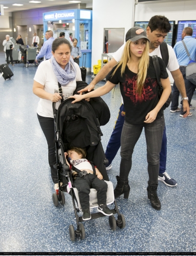 www_shakirabrasil_com0026~1.jpg