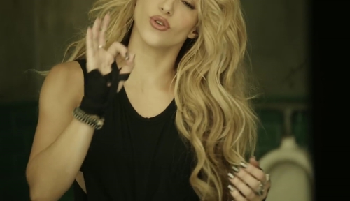 www_shakirabrasil_com00410~7.jpg