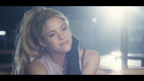 www_shakirabrasil_com00530~4.jpg