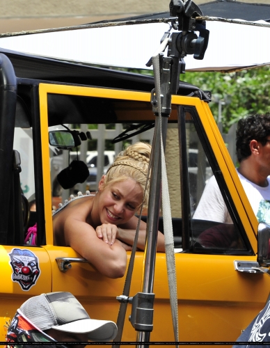 www_shakirabrasil_com0055.jpg