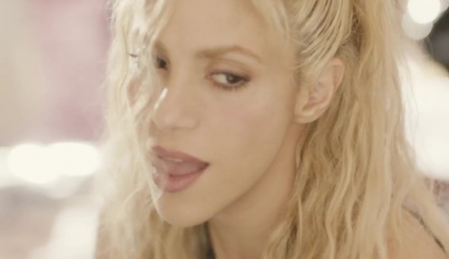 www_shakirabrasil_com00552~3.jpg