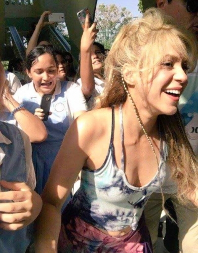 www_shakirabrasil_com0152.jpg