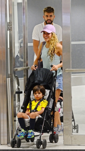 www_shakirabrasil_com06~0.jpg