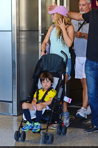 www_shakirabrasil_com15~0.jpg