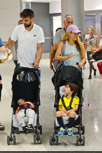 www_shakirabrasil_com27.jpg