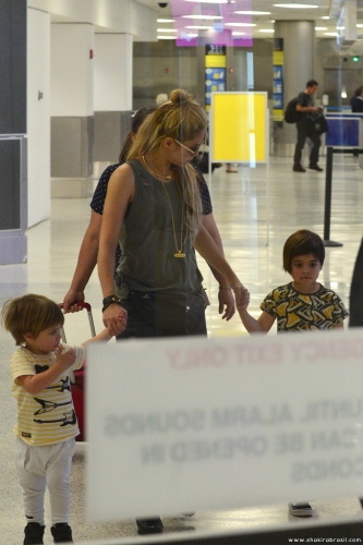www_shakirabrasil_com_00001~4.jpg