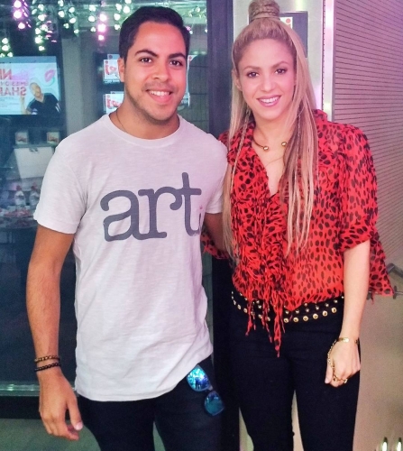 www_shakirabrasil_com_00002~1.jpg