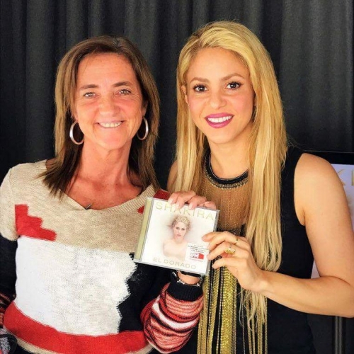 www_shakirabrasil_com_00004~1.jpg