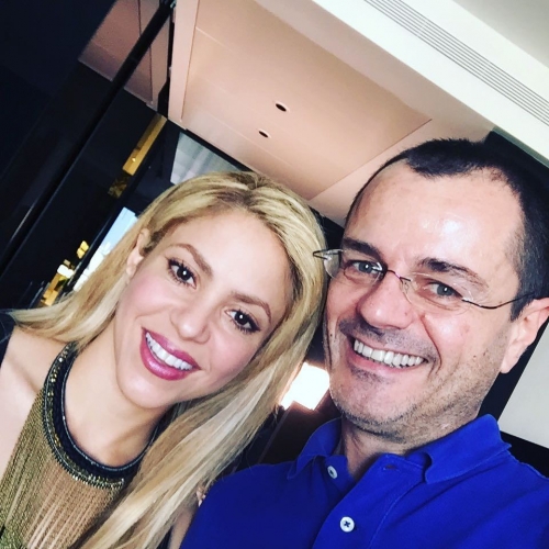 www_shakirabrasil_com_00006~0.jpg