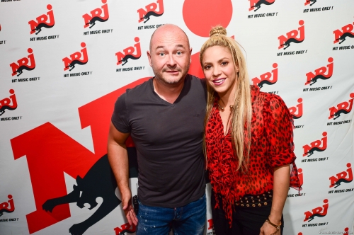 www_shakirabrasil_com_00010~2.jpg