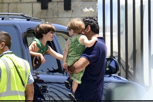 www_shakirabrasil_com_0001~3.jpg
