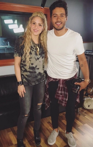 www_shakirabrasil_com_0001~5.jpg