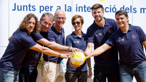 www_shakirabrasil_com_0002~15.jpg