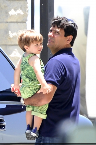 www_shakirabrasil_com_0004~2.jpg