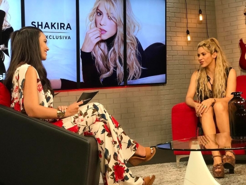 www_shakirabrasil_com_0005~16.jpg