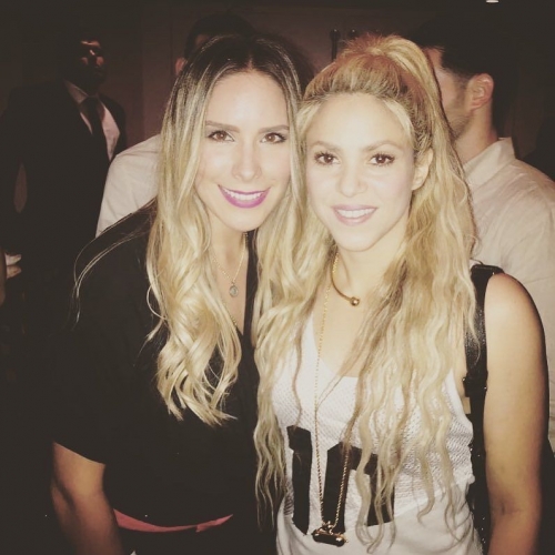 www_shakirabrasil_com_0006~12.jpg