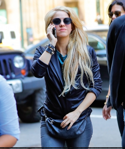 www_shakirabrasil_com_0010~4.jpg