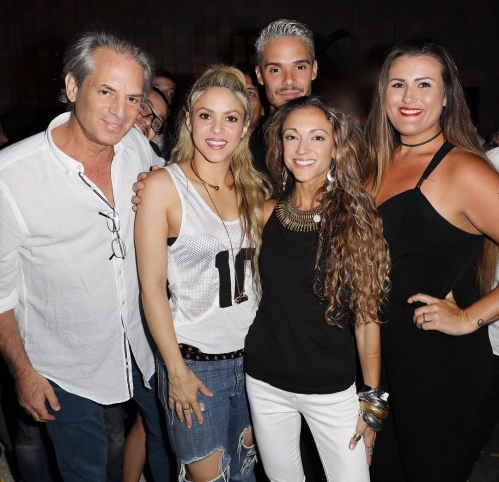 www_shakirabrasil_com_0011~8.jpg