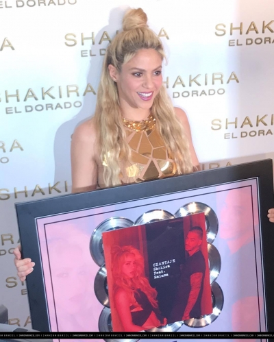 www_shakirabrasil_com_0034.jpg