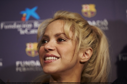 www_shakirabrasil_com_006.jpg