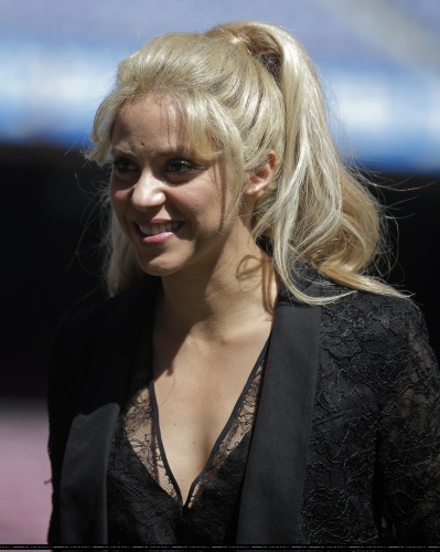 www_shakirabrasil_com_015.jpg
