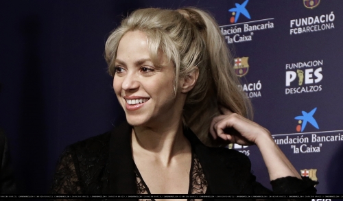 www_shakirabrasil_com_017.jpg
