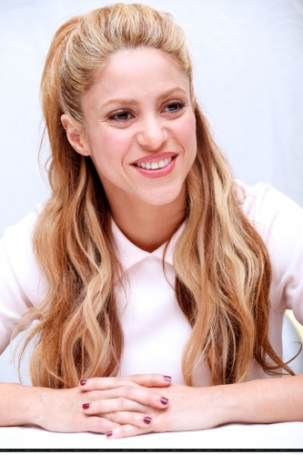 www_shakirabrasil_com_040.jpg