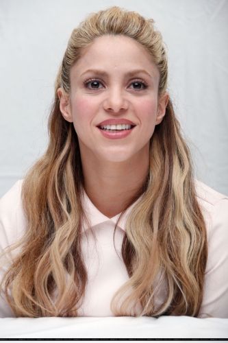 www_shakirabrasil_com_042.jpg