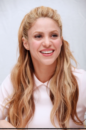 www_shakirabrasil_com_046.jpg