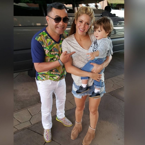 www_shakirabrasil_com_08~5.jpg