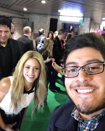 www_shakirabrasil_com_66~0.jpg