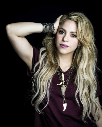 www_shakirabrasil_com~24.jpg