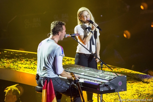 www_shakirabrasil_net_00003~0.jpg