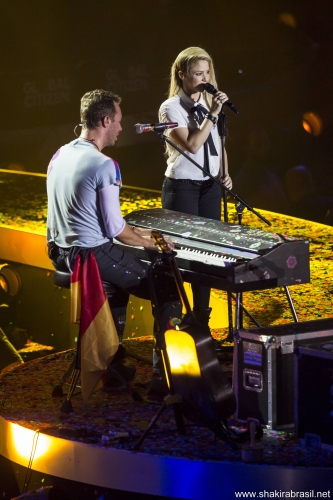 www_shakirabrasil_net_00006.jpg