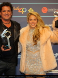 www_shakirabrasil_com00010~17.jpg