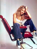 www_shakirabrasil_com00014~36.jpg