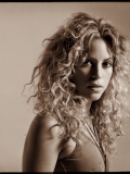 www_shakirabrasil_com00038~10.jpg
