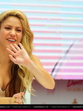 www_shakirabrasil_com00045~11.jpg