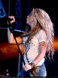www_shakirabrasil_com00088~11.jpg