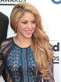 www_shakirabrasil_com00099~10.jpg