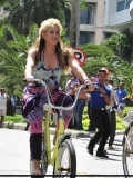 www_shakirabrasil_com0017~7.jpg