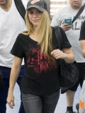 www_shakirabrasil_com0018~3.jpg