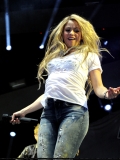 www_shakirabrasil_com00207~11.jpg