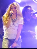 www_shakirabrasil_com00268~11.jpg