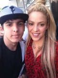 www_shakirabrasil_com_00003~2.jpg