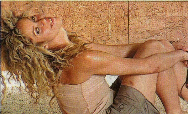 www_shakirabrasil_com00007~57.jpg