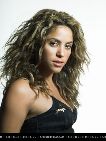 www_shakirabrasil_com00009~55.jpg