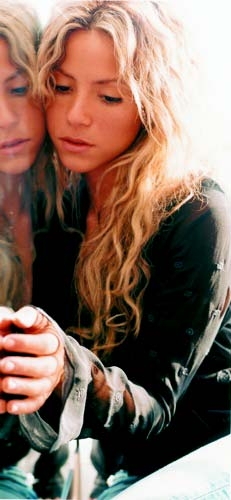 www_shakirabrasil_com00023~21.jpg