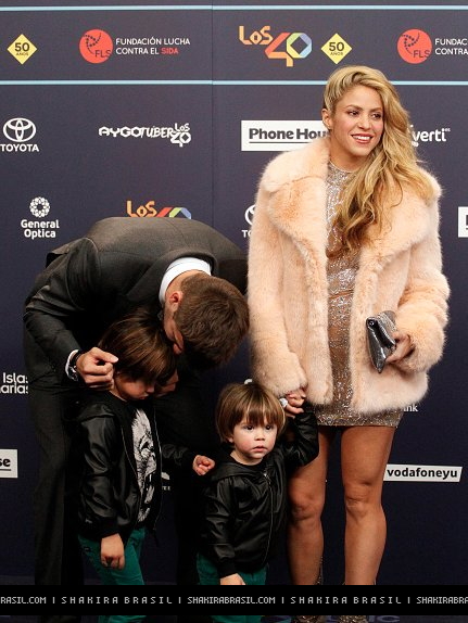 www_shakirabrasil_com00047~9.jpg