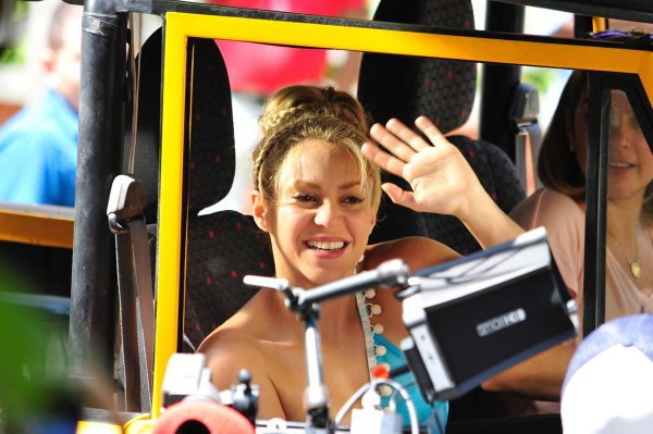 www_shakirabrasil_com0081.jpg